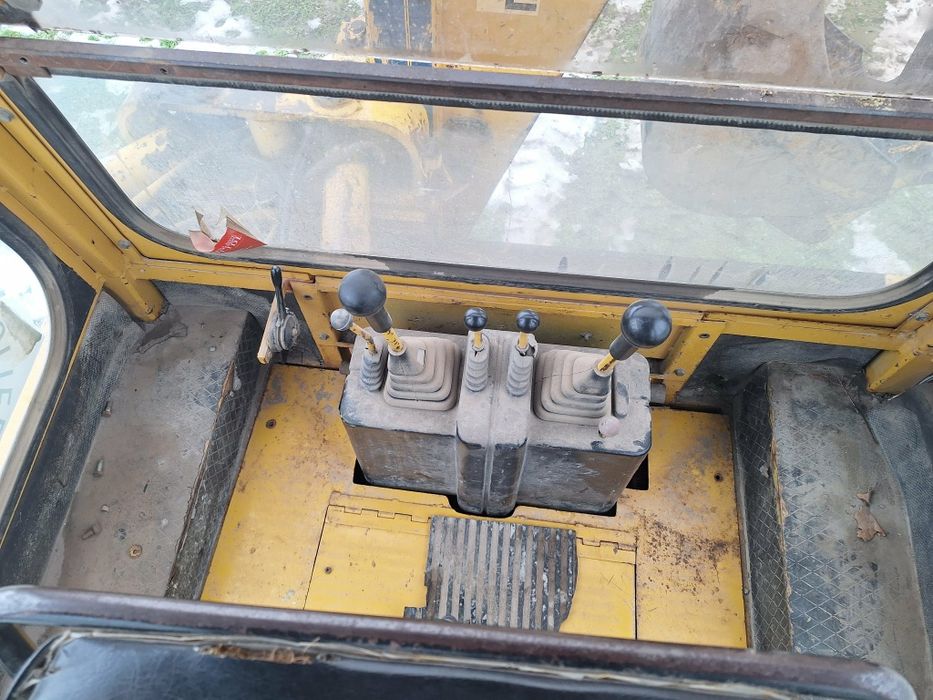 Koparko ładowarka Venieri 6.33 4x4 JCB2CX