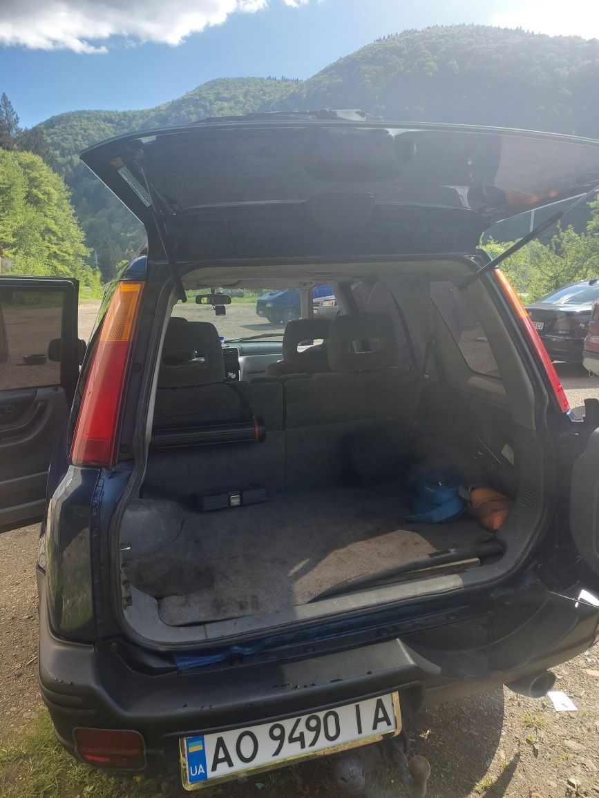 Продам HONDA CRV-1