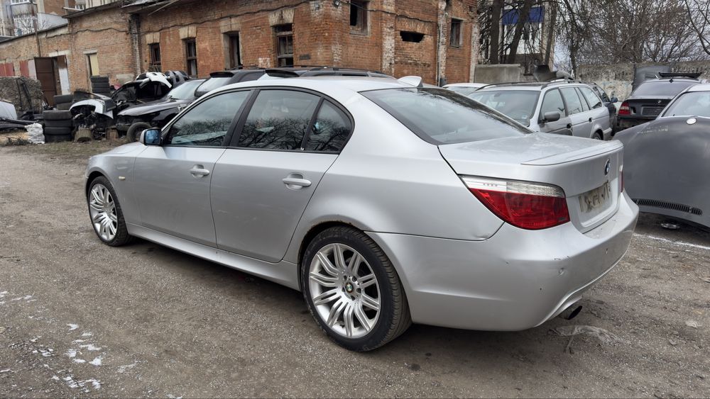 Чорний потолок бмв е60, е46