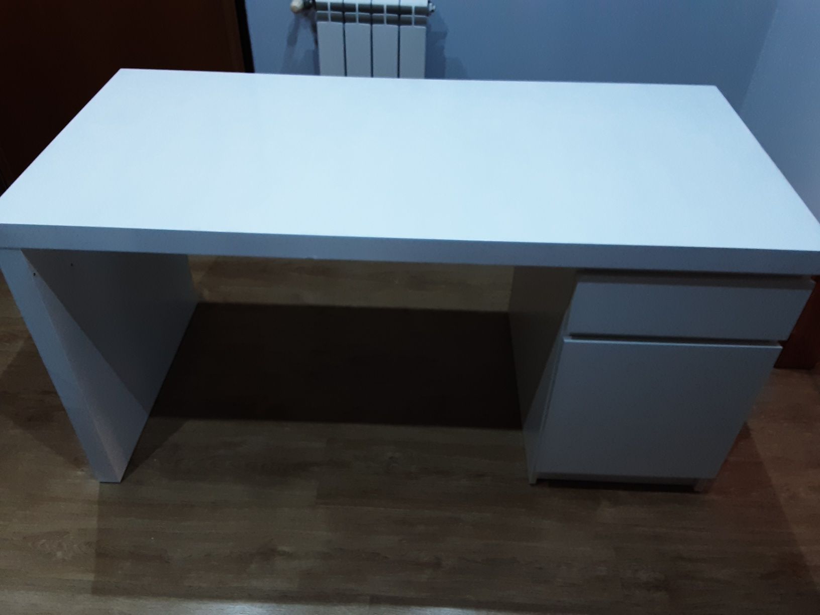 Vendo Secretária Malm da Ikea