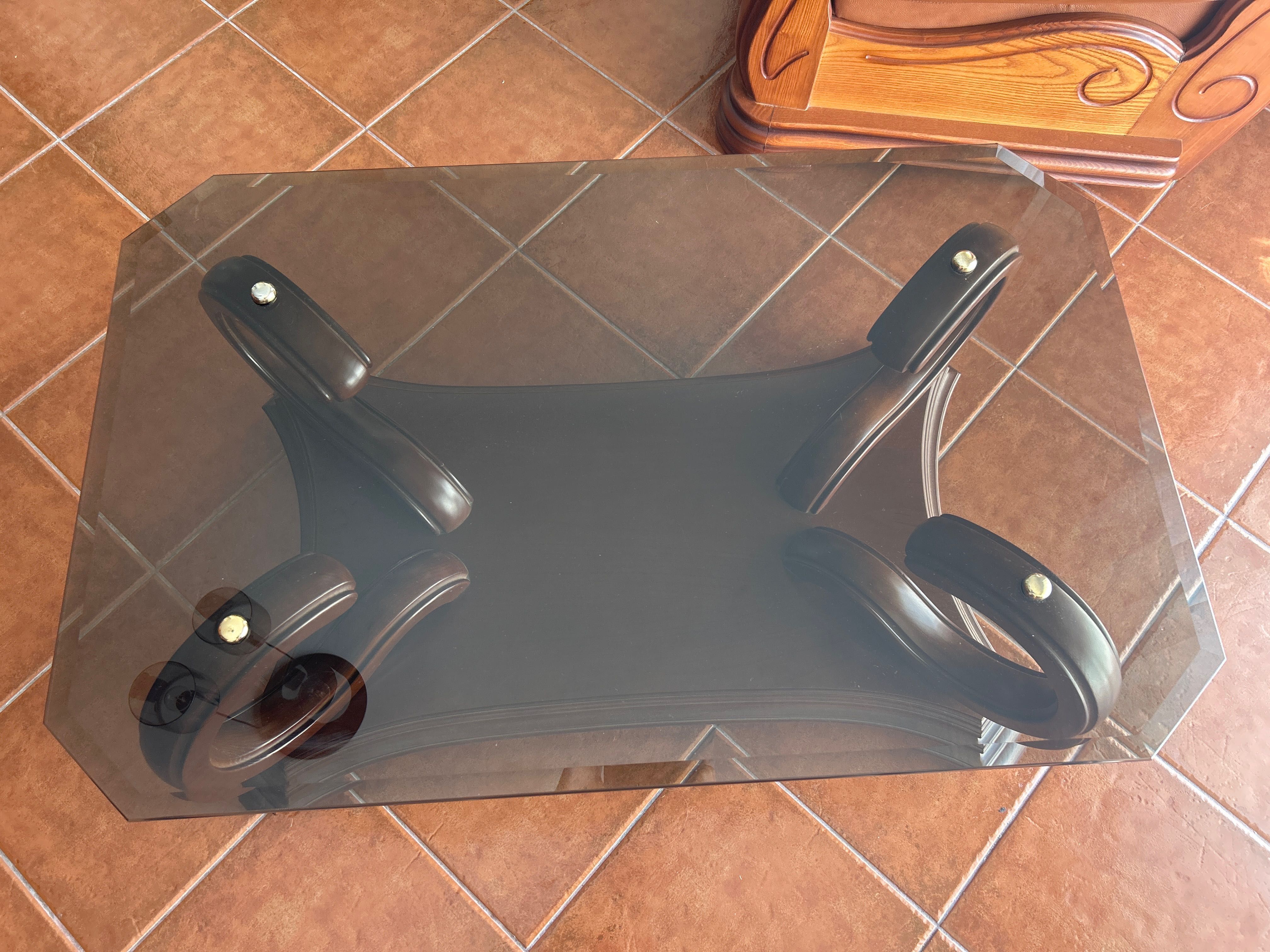 Mesa baixa de salon