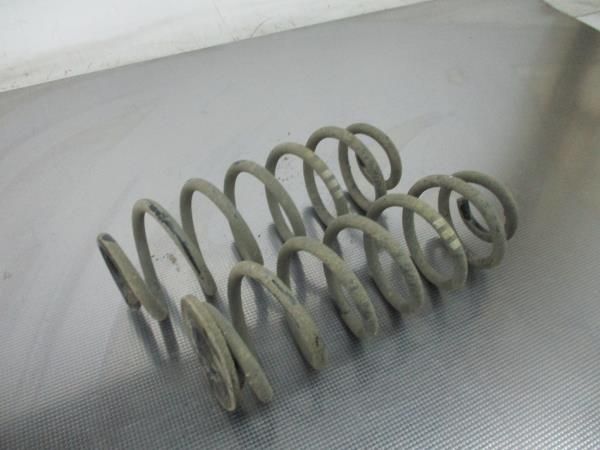 Mola de suspensão trás direita AUDI A3 (8P1)