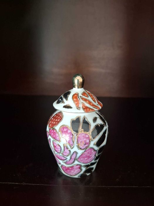 Vaso de cerâmica decorativo