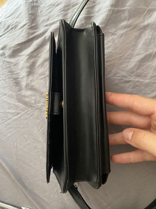 torebka guess na ramie