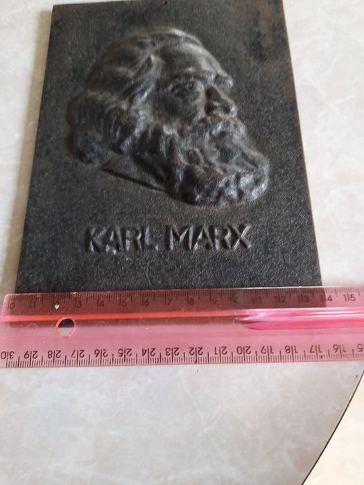 Мідна ступка з пестиком.