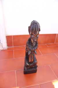 Escultura em Madeira Mulher - África