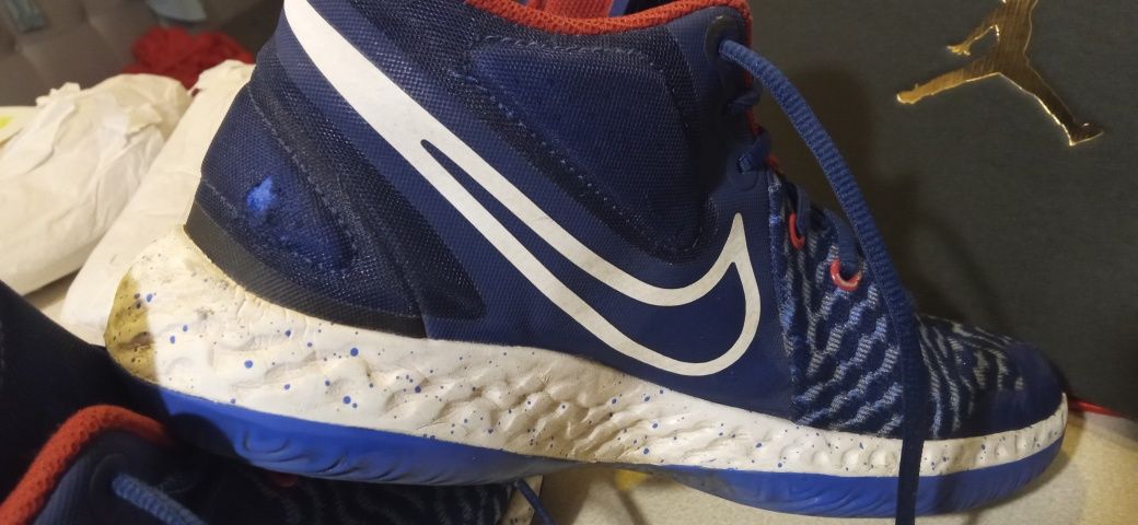 Buty do koszykówki Nike Kevin Durant r. 42,5 (27 cm)