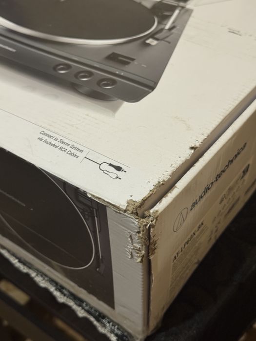 Програвач Audio-Technica AT-LP60X