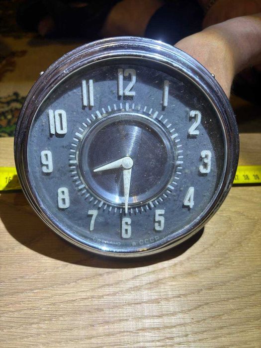 Годинник з Волги механічний