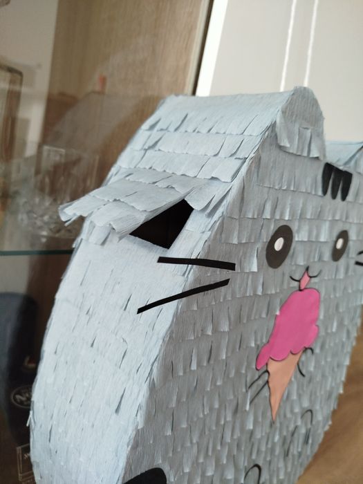 Duża piniata XXL Kot Pusheen z lodem