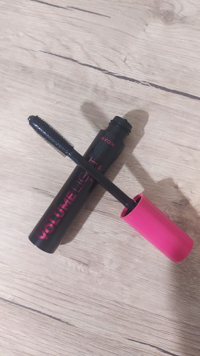 Тушь для ресниц Avon SuperShock Mascara Volume Light