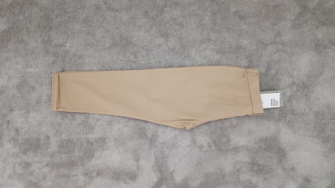 Nowe H&M spodnie chłopięce 116