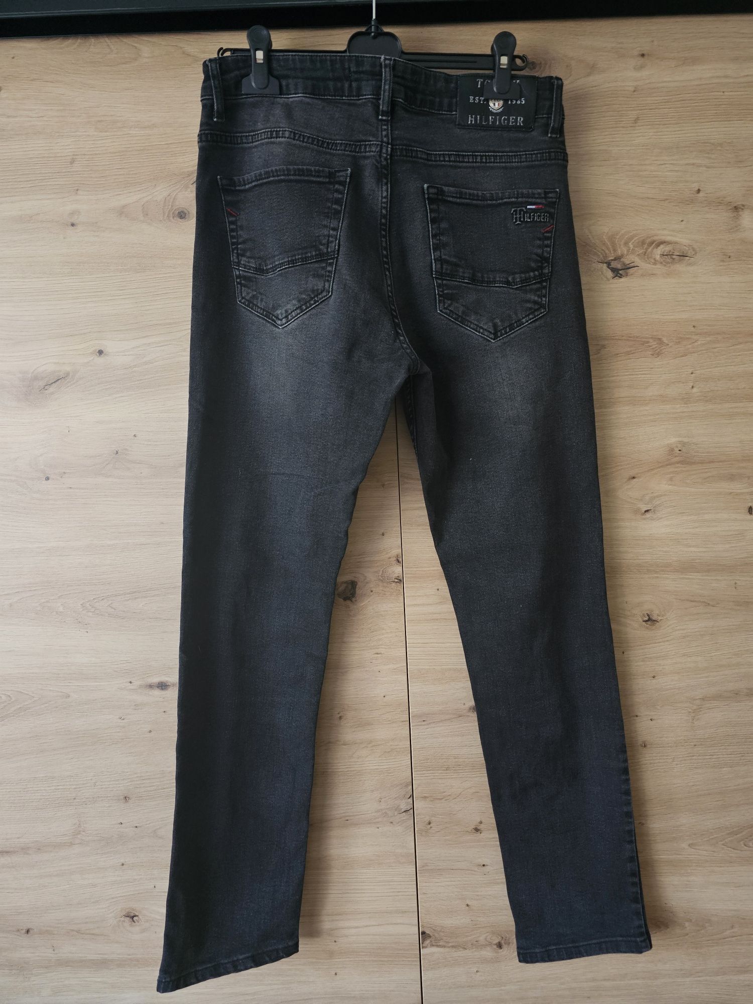 Tommy Hilfiger spodnie jeansy M 31
