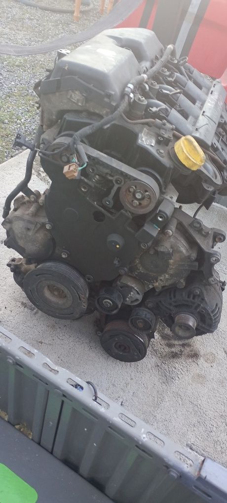 Silnik 2.5 DCi 120KM
