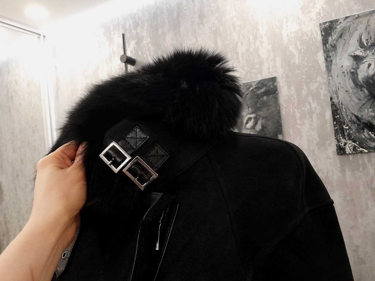 Натуральная  дубленка с песцом в Фенди ,  fendi