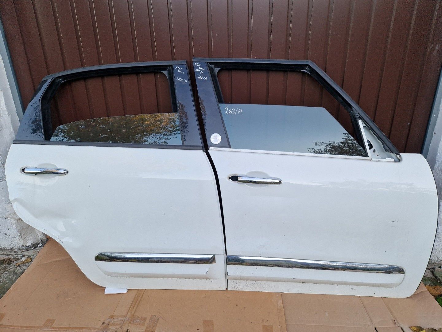 Drzwi Fiat 500L kolor 268,uszkodzone
