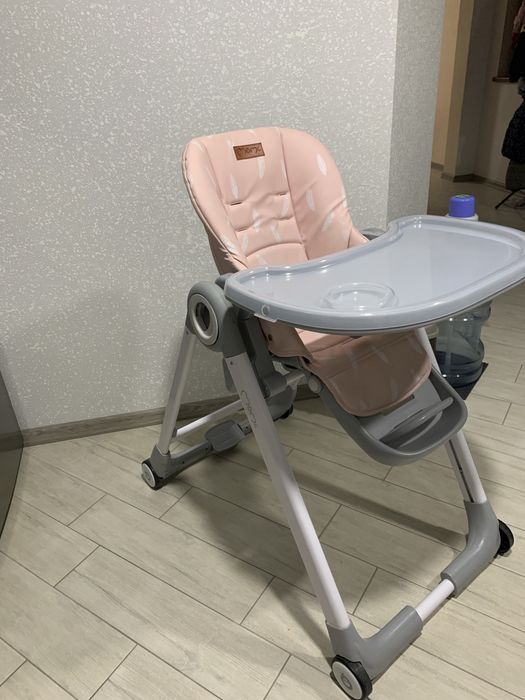 Стільчик для годування