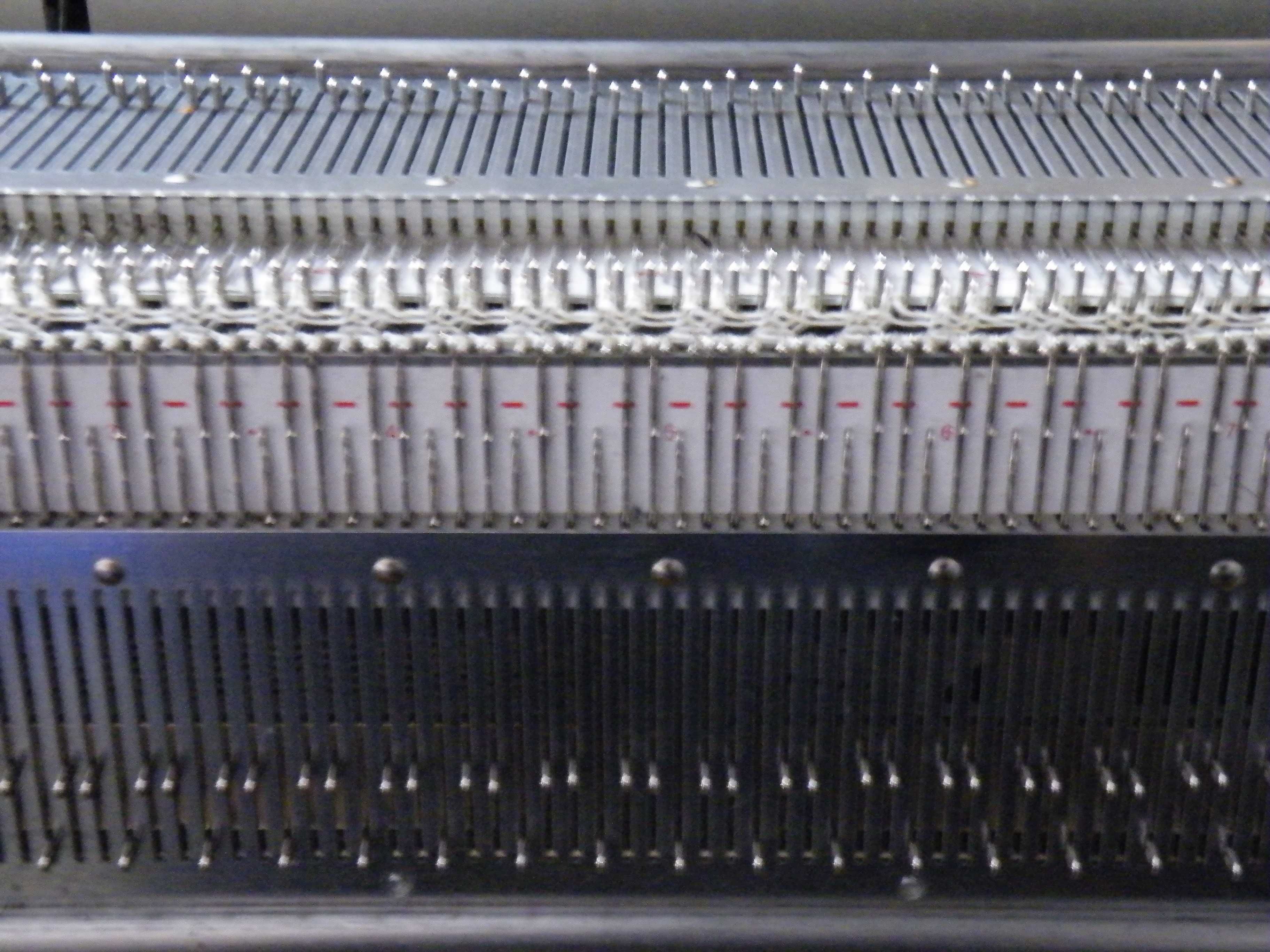 Máquina Tricotar - TIAN QIN - JBL245-2