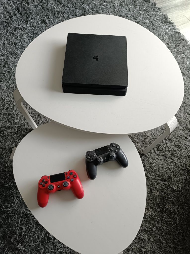 Ps4 com comando exclusivo