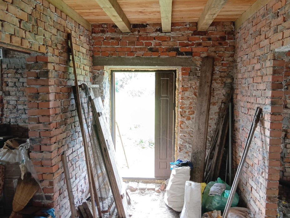 Продаж будинку у Львівській області