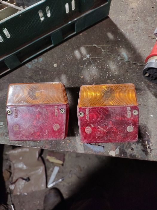 Фари повороту на причеп