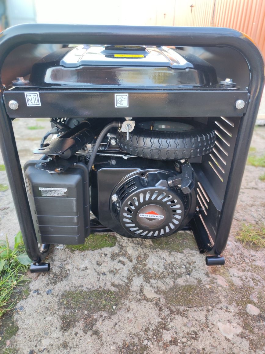 Agregat prądotwórczy Brakmels BK2500V8