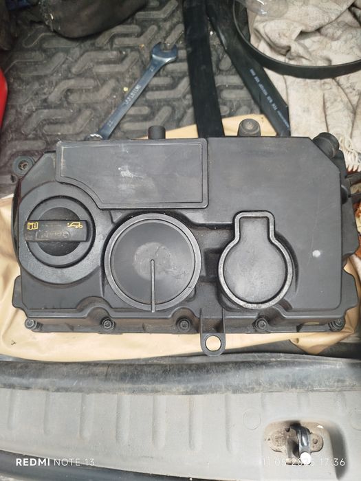 Кришка клапанів 2.0tdi