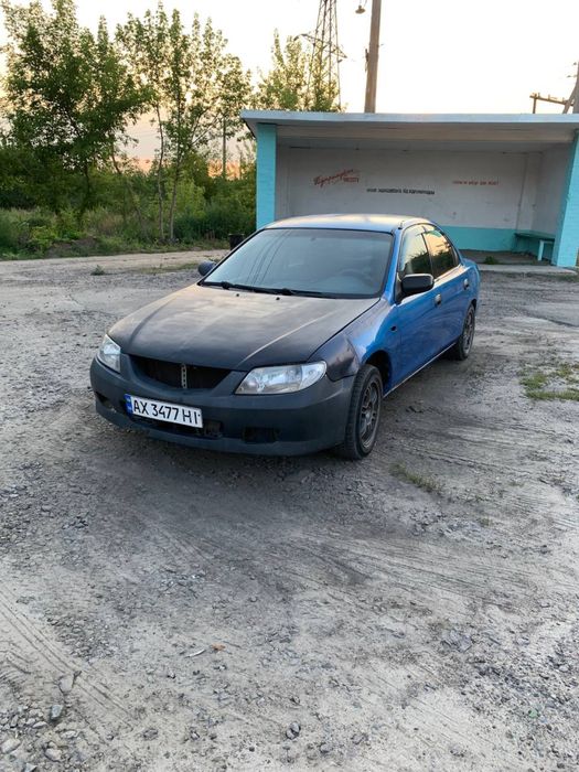 Продам Mazda 323 1.8 1997