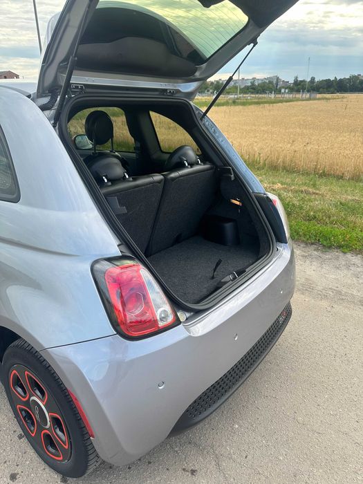 Продам Fiat 500e 2016