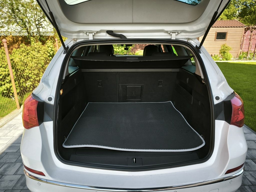 Opel Astra Sports Tourer Kombi automat