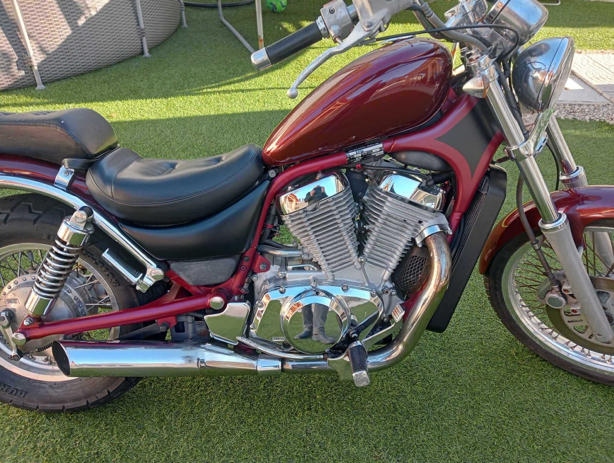 Suzuki intruder 800