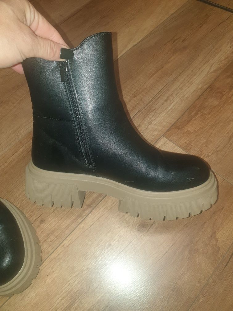 Big Star botki damskie platforma r. 38 j.nowe