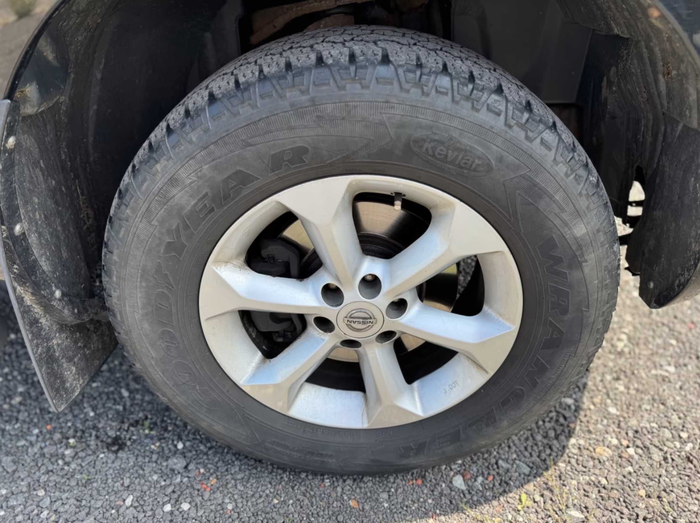 Nissan Navara 2.5 dCi CD SE 4WD