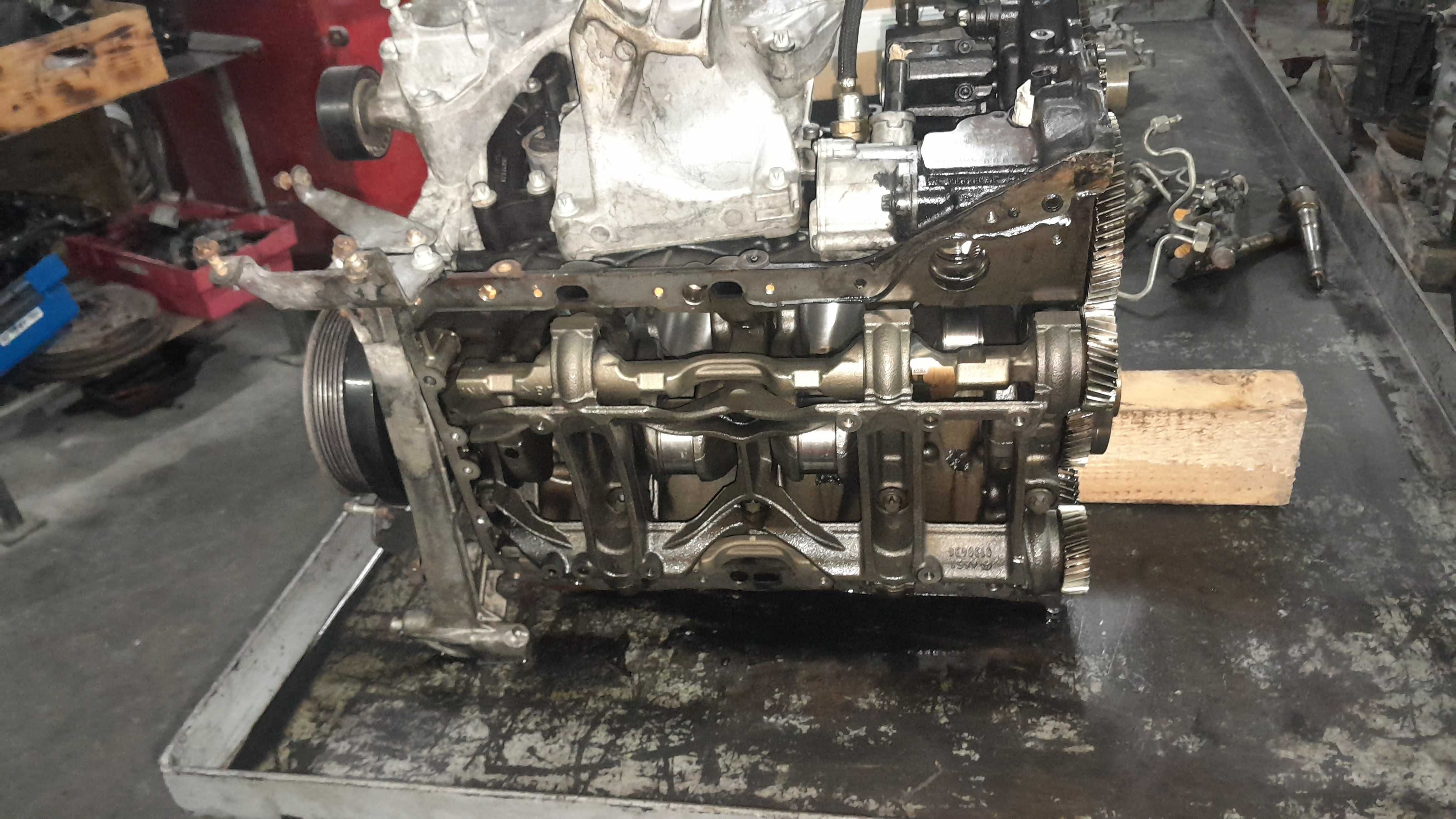 Motor Mercedes 2143 cc modelo 651