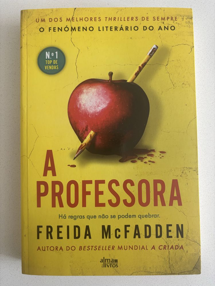 A Professora, Freida McFadden
