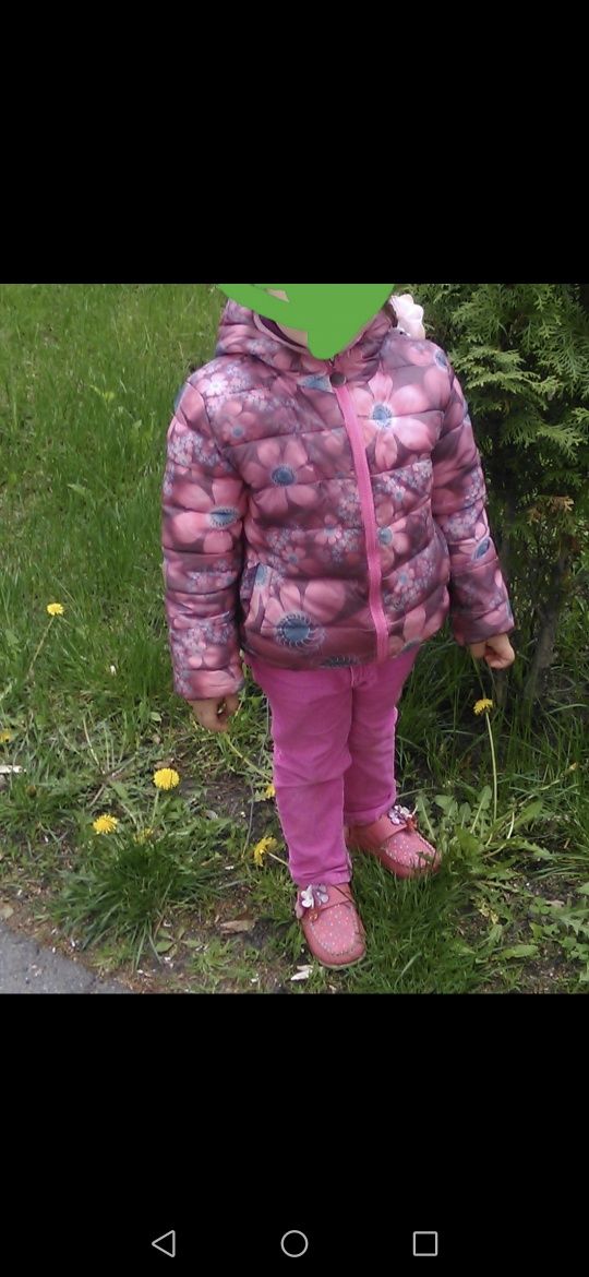 Куртка курточка (весна-осінь) на дівчинку 3-5 років