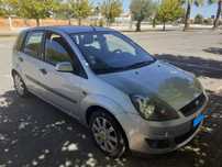 Vendo Ford Fiesta 1.200 Gasolina - Excelente Estado Conservação