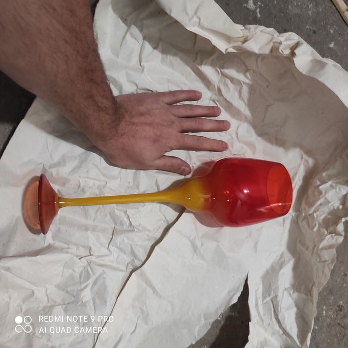 Szkło czerwono-żółte PRL