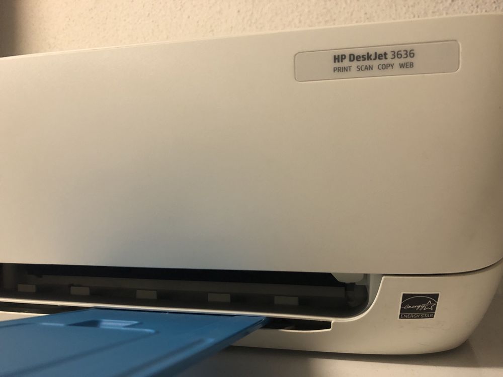 HP Deskjet 3636 multifunções em perfeito estado.