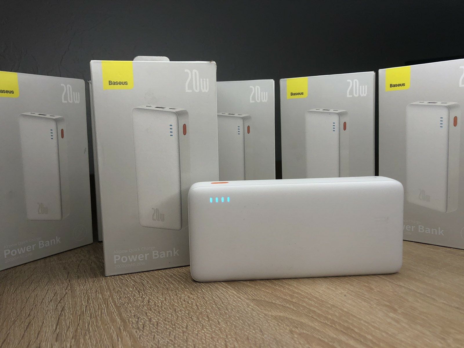 Baseus 20000 mAh 20 w