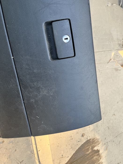 Schowek pasażera VW Golf IV, 4 , czarny sprawny