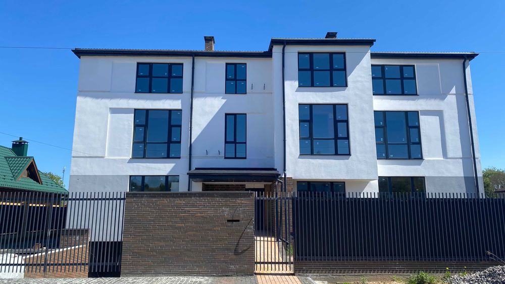 Продается Необычная  3х-ком Квартира в Новом Доме 78.4 м2