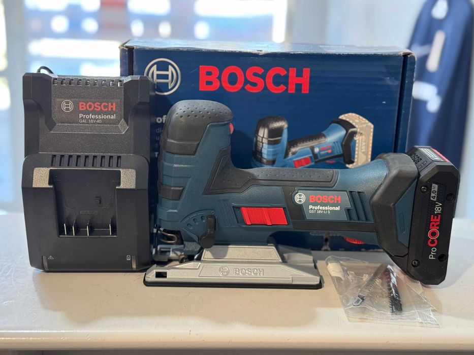 Wyrzynarka akumulatorowa Bosch Professional GST 18V-Li S komplet