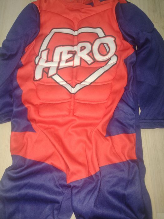 Kostium Super Hero Heros  Rozmiar 98-104 strój przebranie karnawałowe