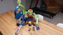 Hot Wheels Dr Bones