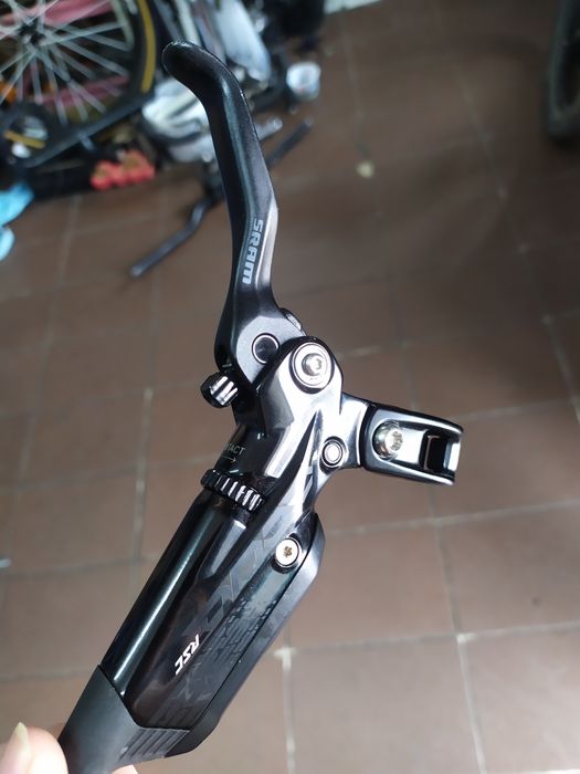 Hamulec tylni Sram Code RSC