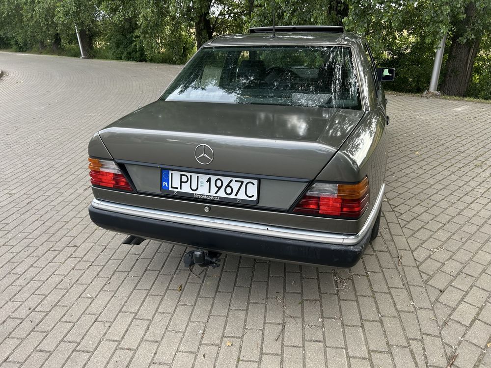 Mercedes-benz w124 300D