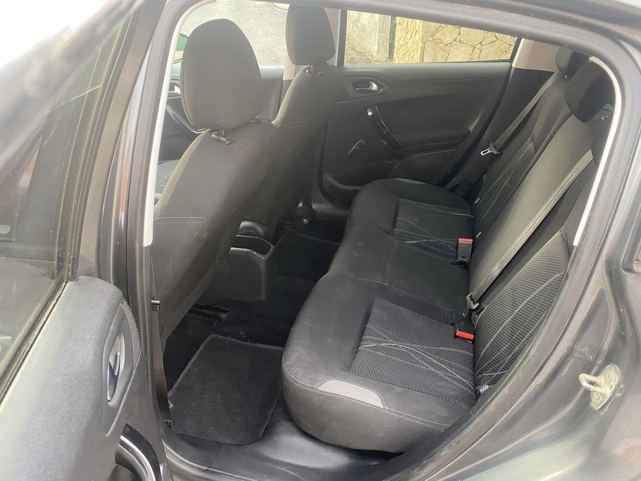 Peugeot 208 1.4 HDI