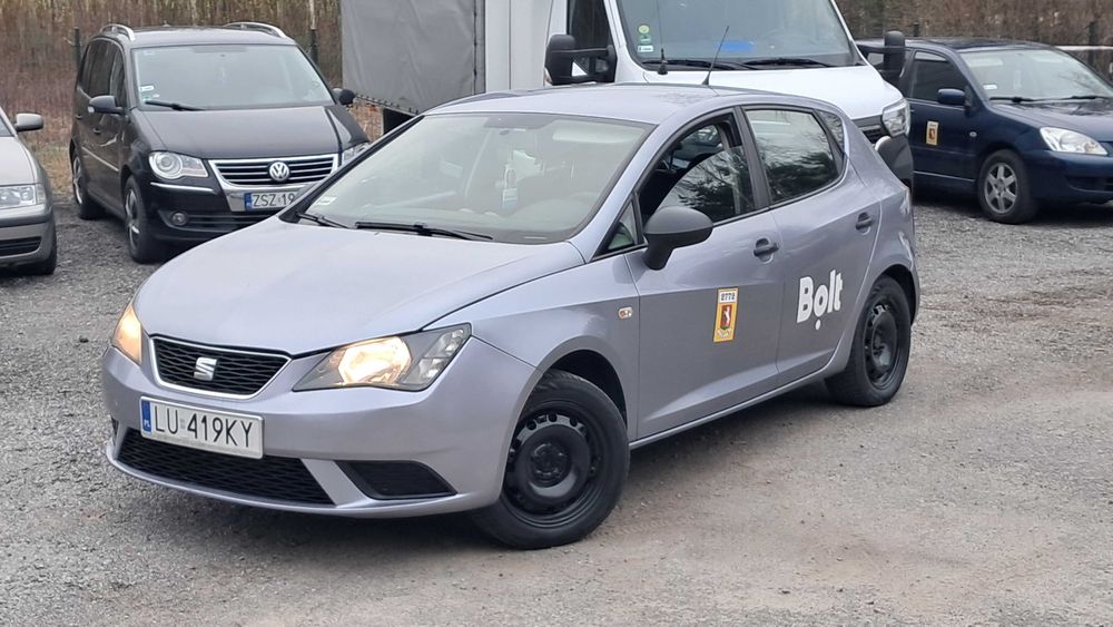 Wynajme TANIO SAMOCHODY pod Taxi Bolt Uber Freenow Bliq /BEZ LIMITU KM