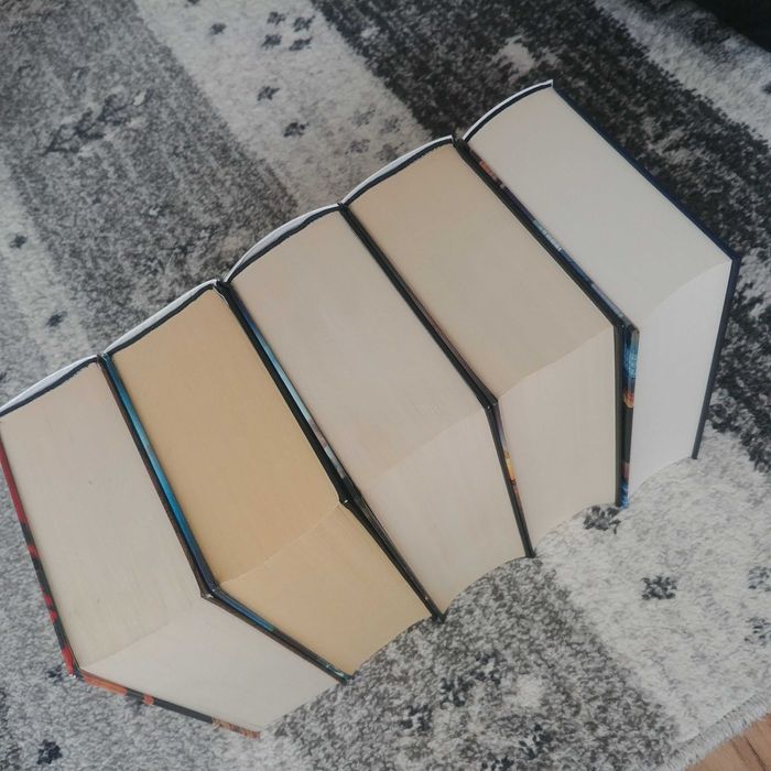 Ken Follett - Filary ziemi - komplet 5 tomów